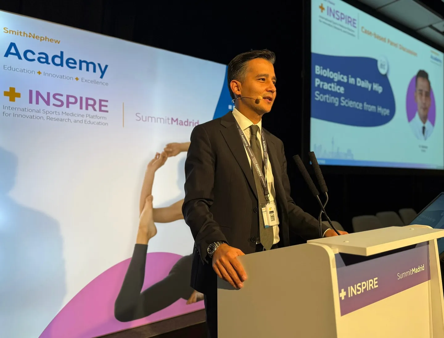 Prof. Dr. Safa Gürsoy, Madrid'deki INSPIRE Summit'te sunum yaparken